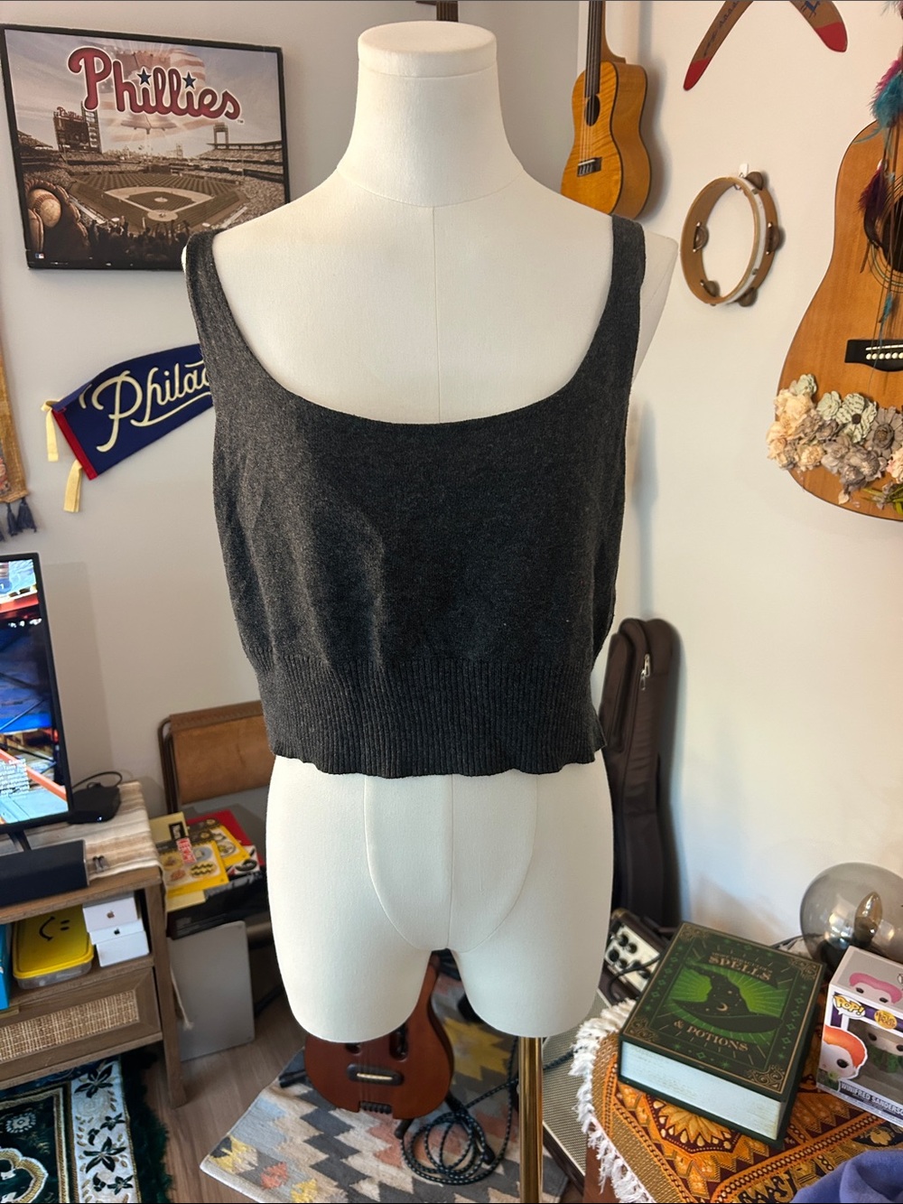 UO Urban Renewal Charcoal Knit Cropped Tank Top